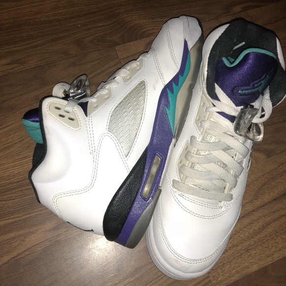 Retro Jordan 5s - “Grapes” - Picture 3 of 4